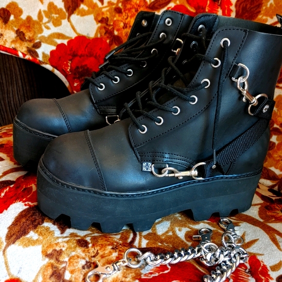 T.U.K | Shoes | Tuk Dino Lug Boots 7 